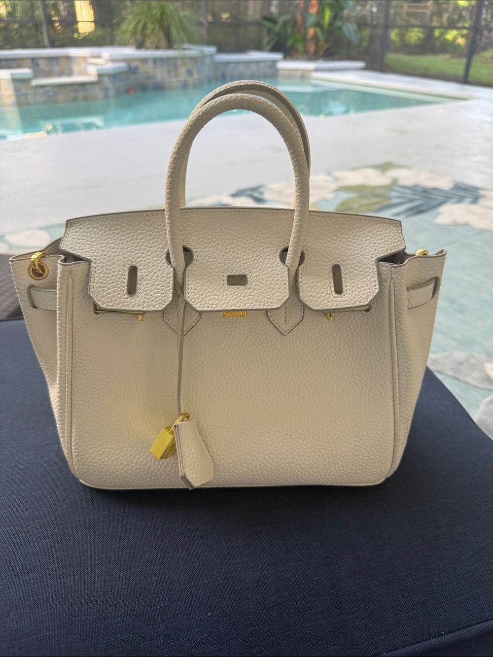Luxury Cream Satchel Handbag with Gold Hardware - Picture 4 of 4